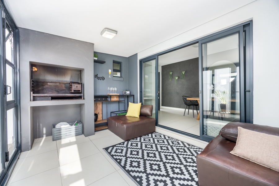 3 Bedroom Property for Sale in Jakarandas Western Cape